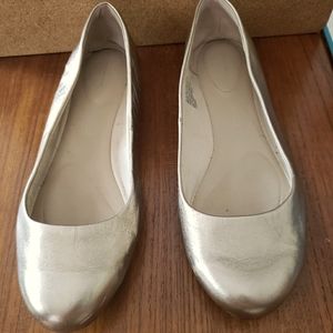 Rockport gold ballet flats 8.5W